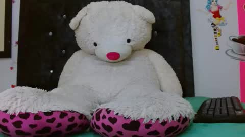 serenityroche online show from September 8, 2025, 8:08 pm