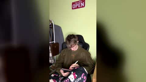 Sergiooo 3 online show from April 19, 2026, 7:05 pm