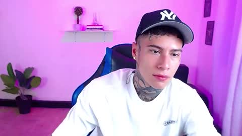 Thomas online show from October 31, 2025, 2:29 pm