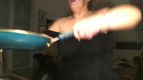 seturselfonfyre online show from March 27, 2026, 3:45 am