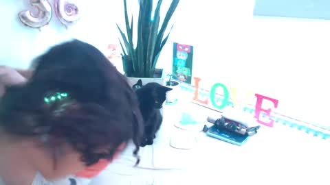 samy online show from September 24, 2025, 6:33 pm