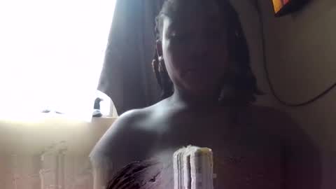 Maggie online show from October 26, 2025, 10:21 am