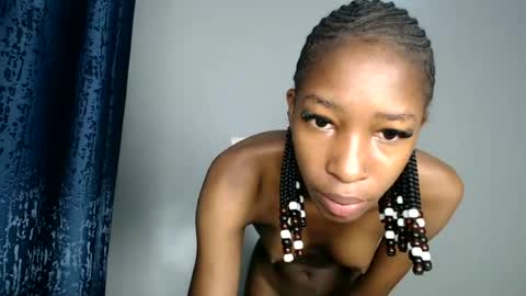 petite baby online show from June 20, 2026, 7:00 am