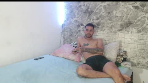 Snapshot of sexincompany chatting on February 10, 2025, 5:58 am monserat y thony online show from February 10, 2025, 5:58 am