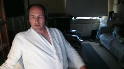Sexlobo online show from April 13, 2026, 5:40 pm