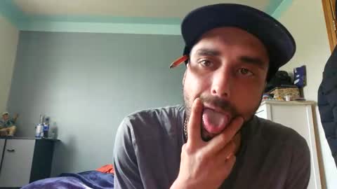 Snapshot of sexmaln1 chatting on May 16, 2026, 7:12 pm Alex online show from May 16, 2026, 7:12 pm