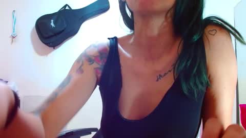 sexmilkdirty online show from December 22, 2024, 3:00 am