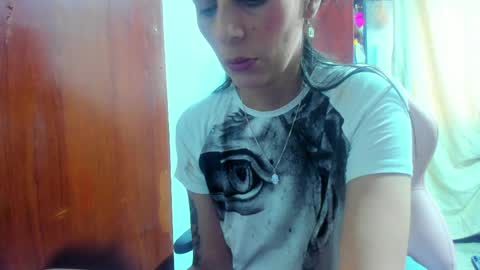 sexmilkdirty online show from May 14, 2026, 8:04 pm