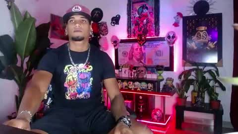 Snapshot of sexo_aharon chatting on June 14, 2026, 4:47 am Aharon ravelo online show from June 14, 2026, 4:47 am