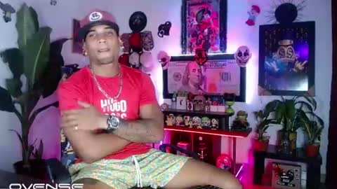 Snapshot of sexo_aharon chatting on July 10, 2026, 5:23 am Aharon ravelo online show from July 10, 2026, 5:23 am