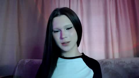 Snapshot of sexpired_princess chatting on February 12, 2025, 5:05 am Nextdoor Princess online show from February 12, 2025, 5:05 am