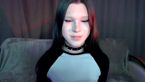 Snapshot of sexpired_princess chatting on March 5, 2025, 2:03 am Nextdoor Princess online show from March 5, 2025, 2:03 am