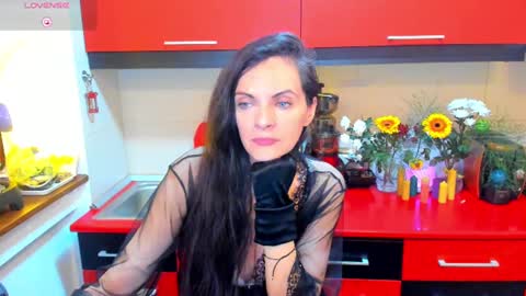 sexqueen1111 online show from January 19, 2025, 8:30 pm