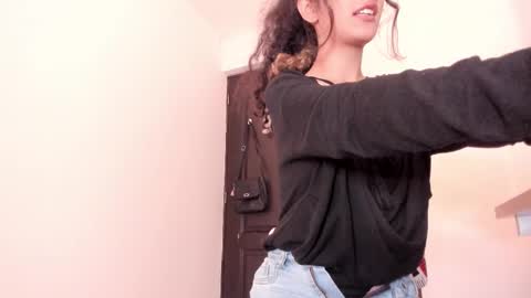 Snapshot of sexx_hunters chatting on February 23, 2026, 11:35 pm Jax and Lu online show from February 23, 2026, 11:35 pm