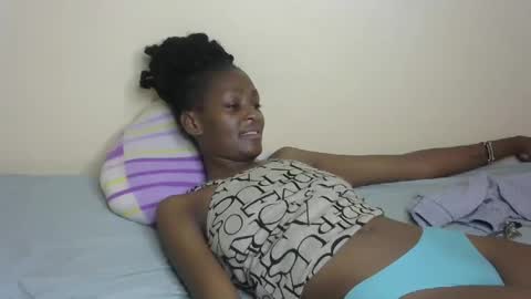 Snapshot of sexxy_bum23 chatting on February 7, 2025, 12:28 pm sexxy bum online show from February 7, 2025, 12:28 pm