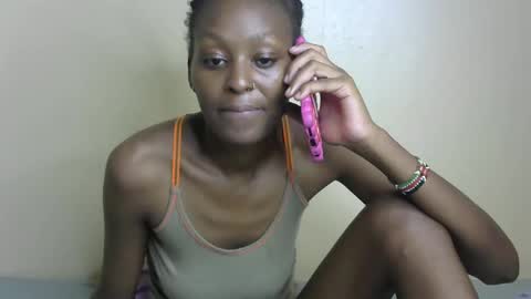 Snapshot of sexxy_bum23 chatting on February 7, 2025, 6:45 pm sexxy bum online show from February 7, 2025, 6:45 pm
