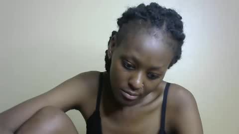 Snapshot of sexxy_bum23 chatting on February 12, 2025, 1:19 am sexxy bum online show from February 12, 2025, 1:19 am