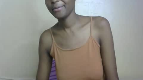 Snapshot of sexxy_bum23 chatting on February 19, 2025, 6:00 am sexxy bum online show from February 19, 2025, 6:00 am