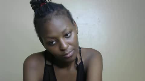 Snapshot of sexxy_bum23 chatting on February 21, 2025, 12:05 am sexxy bum online show from February 21, 2025, 12:05 am