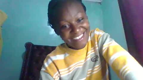 Snapshot of sexxy_bum23 chatting on September 30, 2025, 6:18 am sexxy bum online show from September 30, 2025, 6:18 am