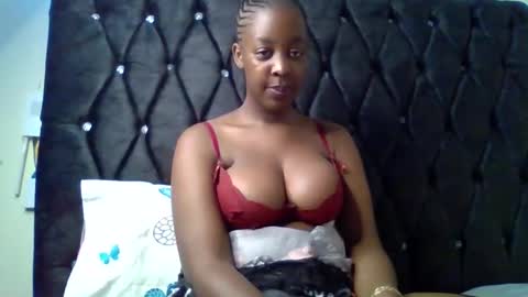 Snapshot of sexxy_chery chatting on March 12, 2026, 12:17 am sexxy_chery online show from March 12, 2026, 12:17 am