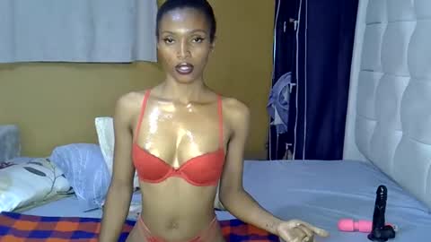 Snapshot of sexxy_tiana chatting on June 10, 2026, 2:45 am sexxy_tiana online show from June 10, 2026, 2:45 am