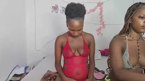 sexxypixie online show from April 18, 2026, 10:21 pm