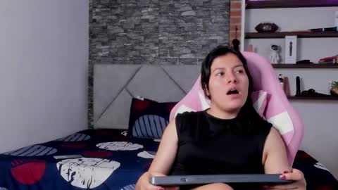 Sexxy-Couple online show from February 26, 2026, 6:23 am