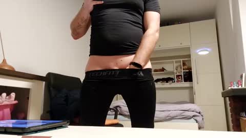 sexy30031986 online show from January 16, 2025, 6:46 am
