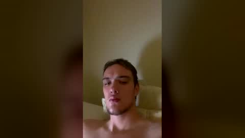sexy430905 online show from May 18, 2026, 9:48 am
