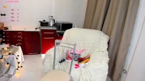 Alice online show from December 5, 2024, 6:22 pm