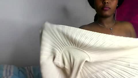 Snapshot of sexy_anayah chatting on March 3, 2026, 9:42 pm sexy_anayah online show from March 3, 2026, 9:42 pm
