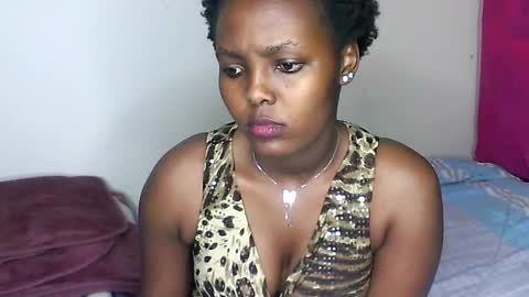 Snapshot of sexy_anayah chatting on March 5, 2026, 10:22 am sexy_anayah online show from March 5, 2026, 10:22 am