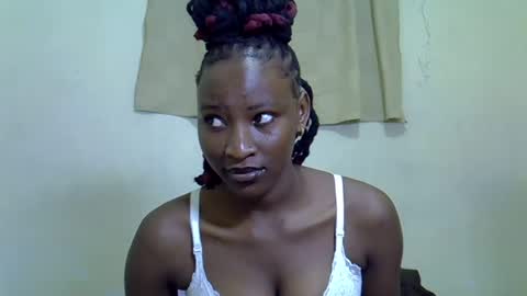 Snapshot of sexy_aureal chatting on July 19, 2026, 5:16 pm sexy_aureal online show from July 19, 2026, 5:16 pm