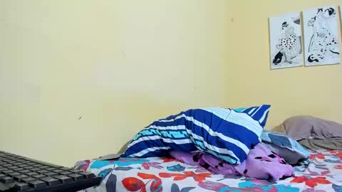 sexy_blondes_ online show from May 19, 2026, 1:56 am