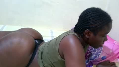 Snapshot of sexy_butt1 chatting on May 27, 2026, 7:49 am sexy butt1 online show from May 27, 2026, 7:49 am