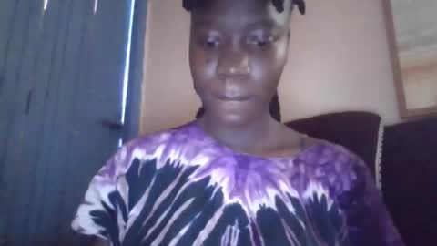 sexy_butty01 online show from April 1, 2026, 11:33 am