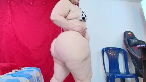 Snapshot of sexy_curvi chatting on September 22, 2025, 3:36 pm karla           instagram  online show from September 22, 2025, 3:36 pm