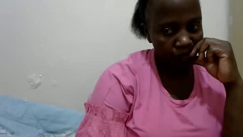 Snapshot of sexy_dee1 chatting on June 2, 2026, 5:20 am Sweet Dee online show from June 2, 2026, 5:20 am