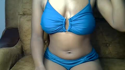 Ellahh online show from March 16, 2026, 2:17 am