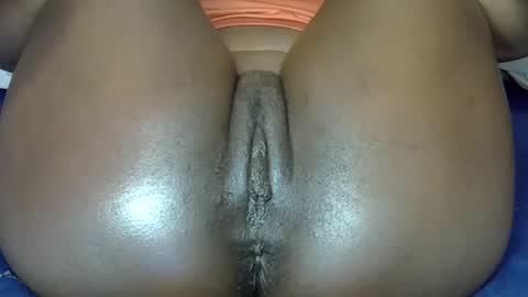 Snapshot of sexy_esther92 chatting on March 7, 2026, 7:33 pm sexy_esther92 online show from March 7, 2026, 7:33 pm