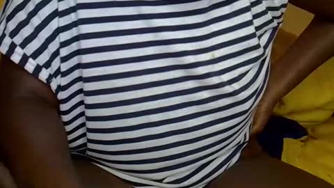 Snapshot of sexy_esther92 chatting on March 27, 2026, 8:26 am sexy_esther92 online show from March 27, 2026, 8:26 am