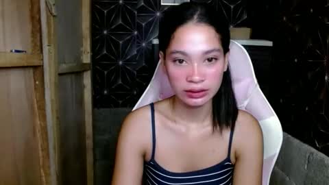 sexy_jeanxoxo online show from September 12, 2025, 10:43 pm