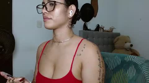 Snapshot of sexy_lia_latina chatting on June 24, 2026, 12:53 am Celeste online show from June 24, 2026, 12:53 am