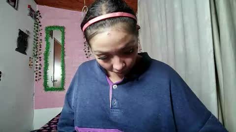 sexy lolas online show from March 21, 2026, 6:07 am