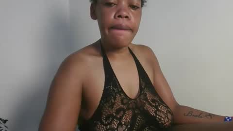 sexy_lyna online show from December 20, 2025, 3:02 am