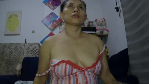 Snapshot of sexy_mary_69 chatting on July 1, 2026, 2:02 am Mary online show from July 1, 2026, 2:02 am