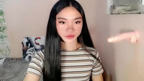 Snapshot of sexy_mikaxoxo chatting on January 28, 2025, 12:54 pm mika online show from January 28, 2025, 12:54 pm