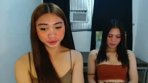 Snapshot of sexy_mikaxoxo chatting on October 22, 2025, 3:12 pm mika online show from October 22, 2025, 3:12 pm
