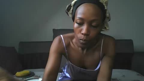 SEXY MOMAH online show from May 22, 2026, 5:07 pm